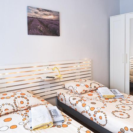 Photo Art Apartment Burgas Extérieur photo
