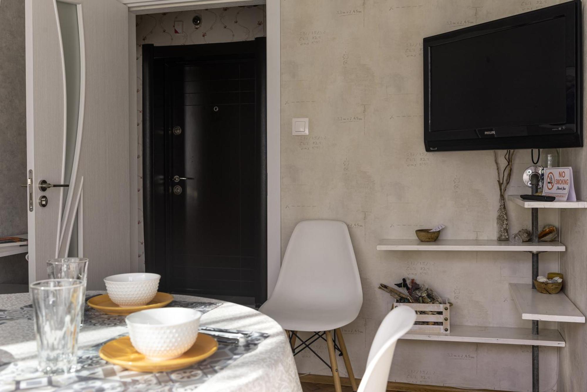 Photo Art Apartment Burgas Extérieur photo