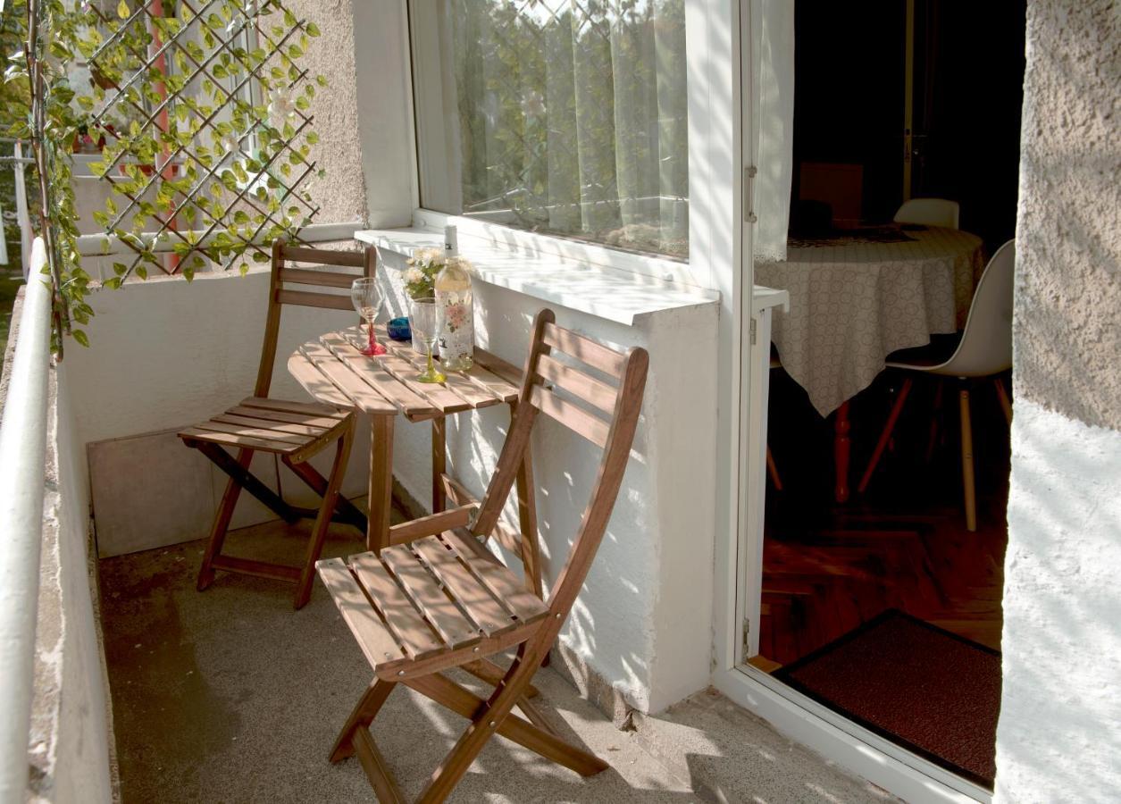 Photo Art Apartment Burgas Extérieur photo